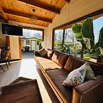 캠프장 Ons Schatje Op 5-sterren De Schatberg *