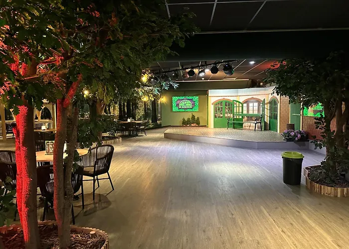 Ons Schatje Op 5-sterren De Schatberg * سيفينُمْ