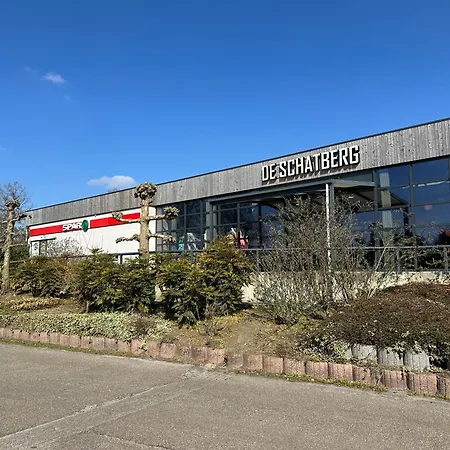 Kemp Ons Schatje Op 5-sterren De Schatberg *